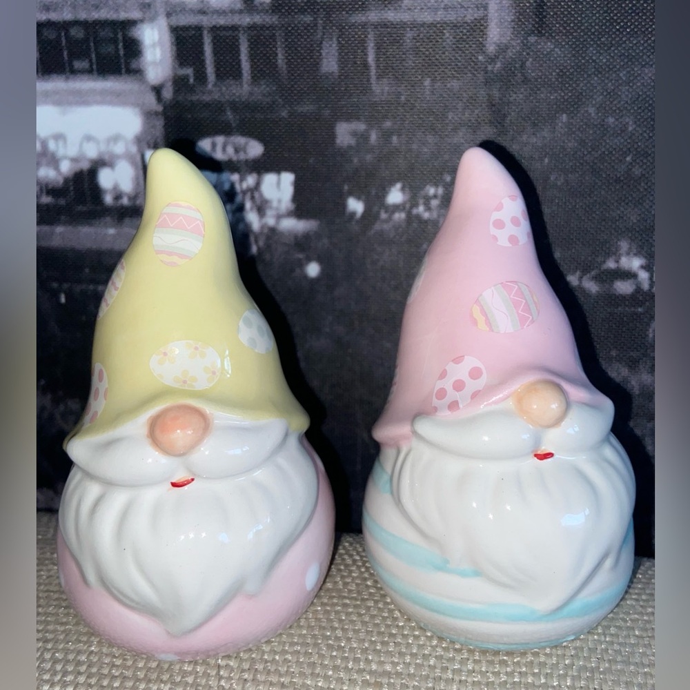 Easter Gnome Salt & Pepper Shakers in Pastel colors